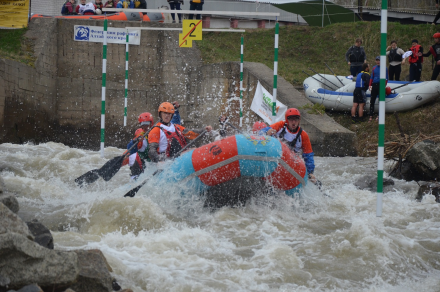 Соревнования водников на реке Кумир