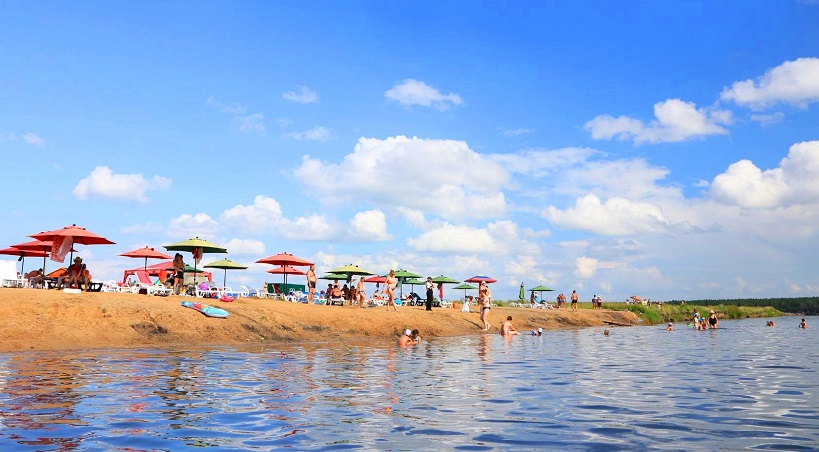 Пляж на Завьяловских озерах